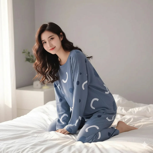 Pattern Printed Woman Night Suit