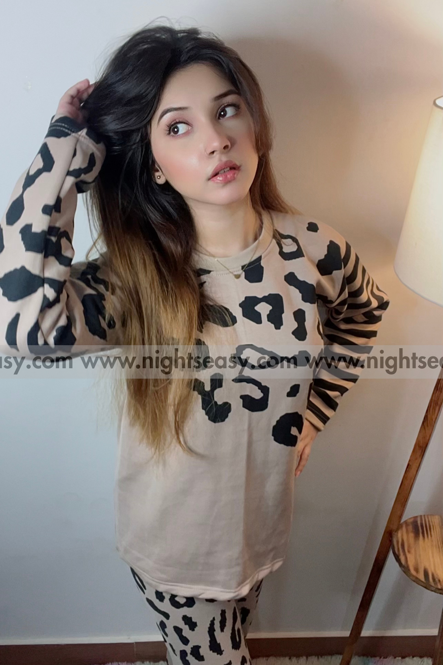 Cream Tiger Flapper Printed Winter Fleece Co-ords Set