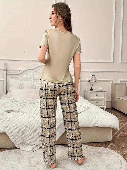 She is Cothed Printed Night Suit