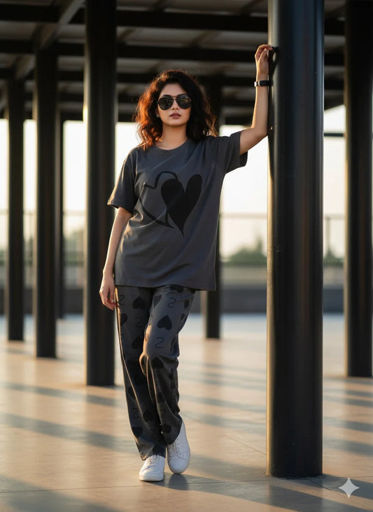 Double Heart printed Night Suit